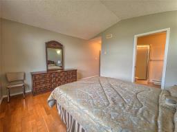 18 Baffin Lane, Brandon, MB R7A2V1 Photo 14