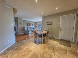 18 Baffin Lane, Brandon, MB R7A2V1 Photo 8