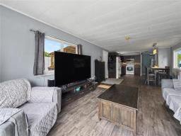310 Taylor Bay, Brandon, MB R7C0A4 Photo 11