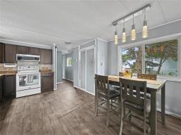 310 Taylor Bay, Brandon, MB R7C0A4 Photo 12