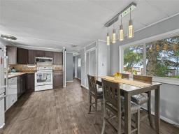 310 Taylor Bay, Brandon, MB R7C0A4 Photo 14