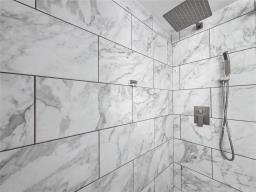 310 Taylor Bay, Brandon, MB R7C0A4 Photo 19
