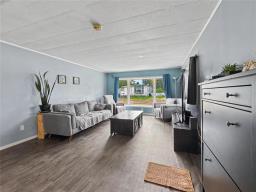310 Taylor Bay, Brandon, MB R7C0A4 Photo 7