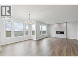 435 Bridgeport - photo 8