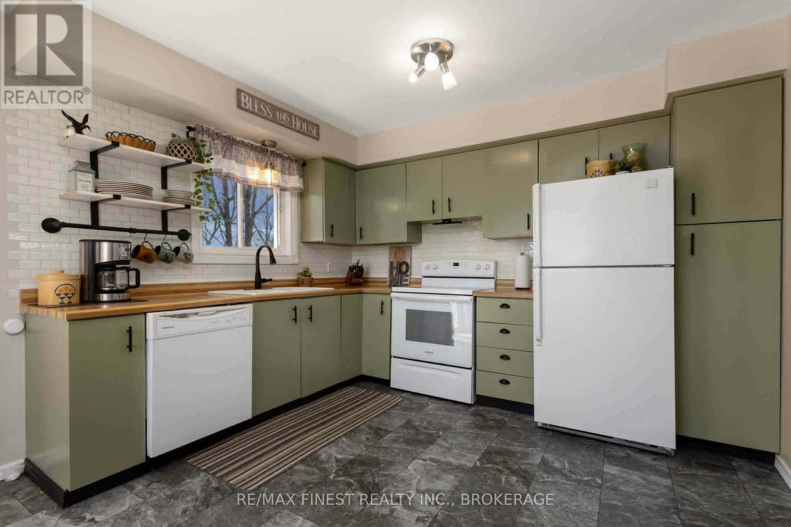 1041 TRYON ROAD, Frontenac (Frontenac Centre) — photo 4