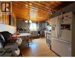 379n 300 E, Raymond, AB T0K2S0 Photo 18