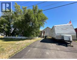 379n 300 E, Raymond, AB T0K2S0 Photo 40