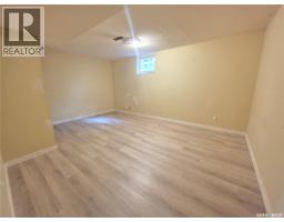 1162 106th Street, North Battleford, SK S9A1W9 Photo 14