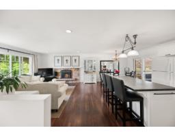 5933 Angus Place, Surrey, BC V3S4W8 Photo 9