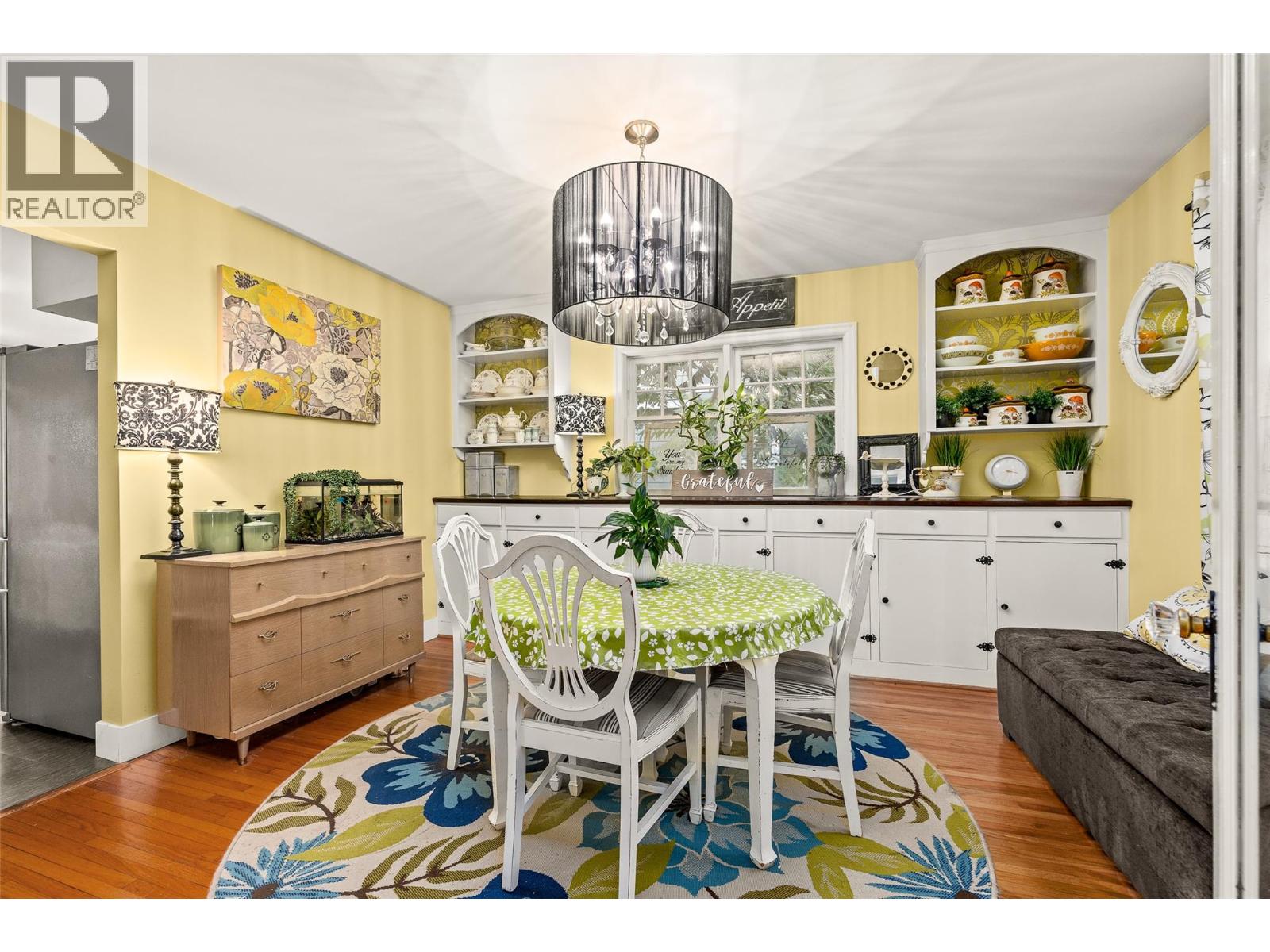 260 Lake Avenue - 24