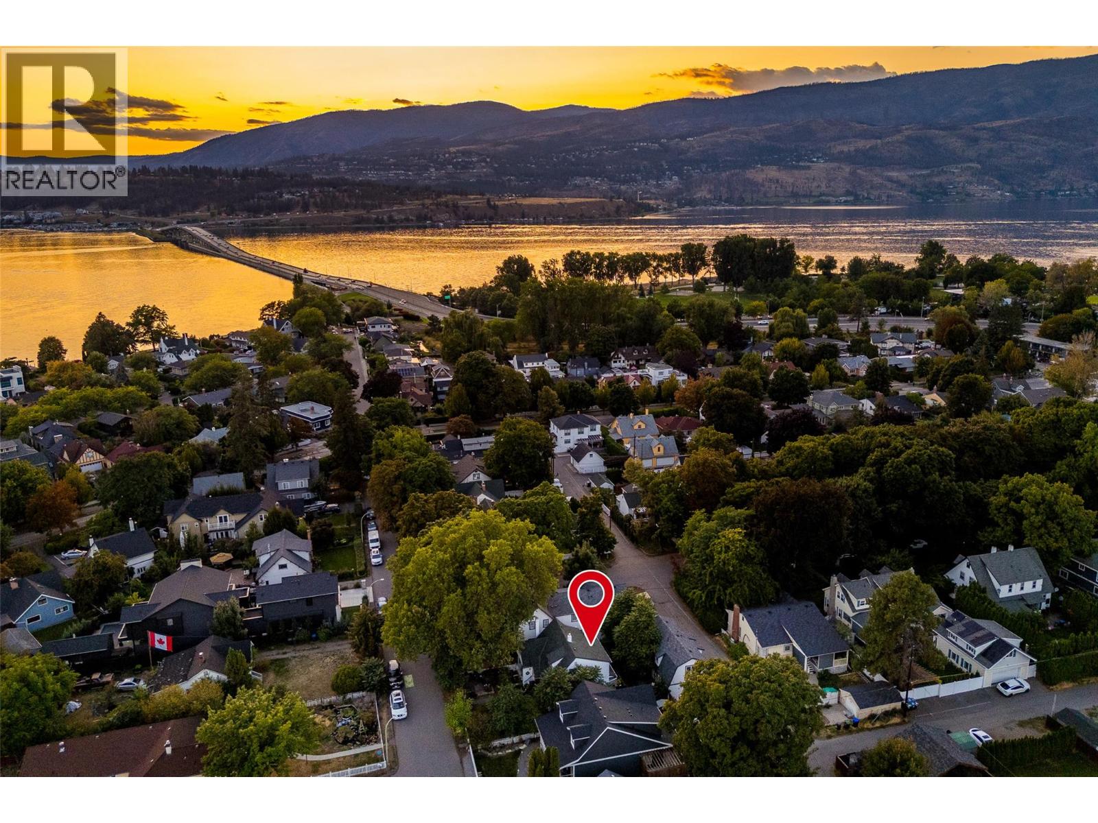 260 Lake Avenue - 84