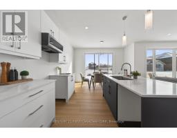 16 Sheldabren Street, North Middlesex, ON N0M1A0 Photo 8