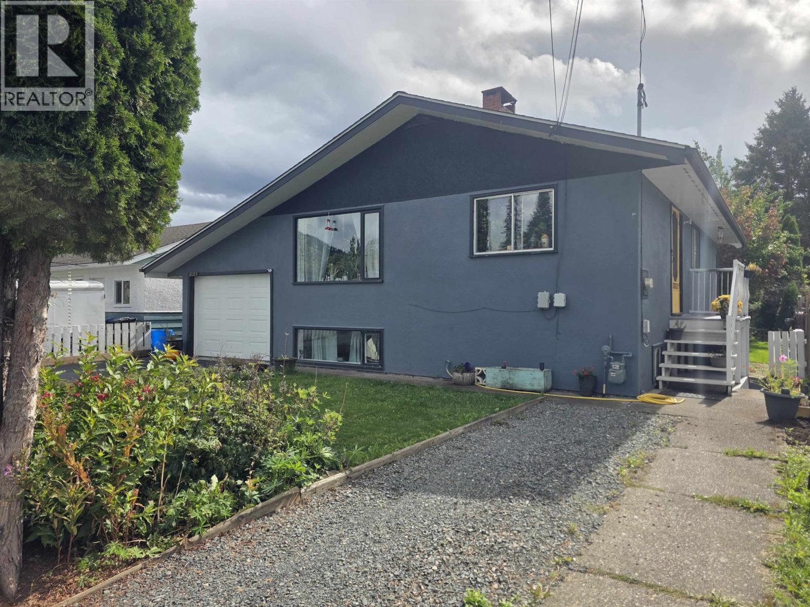 4727 STRAUME AVENUE - 1