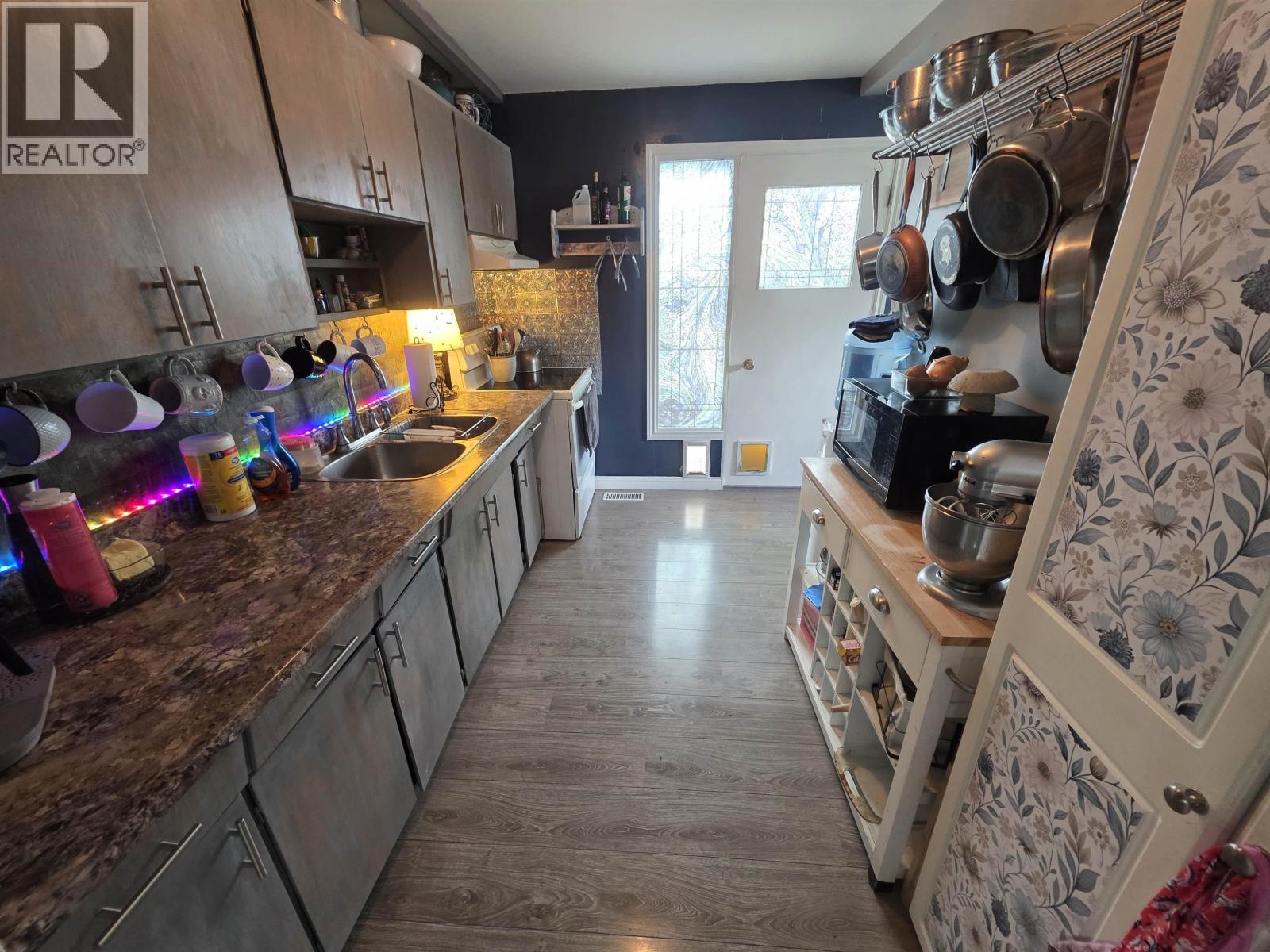 4727 STRAUME AVENUE - Image 11