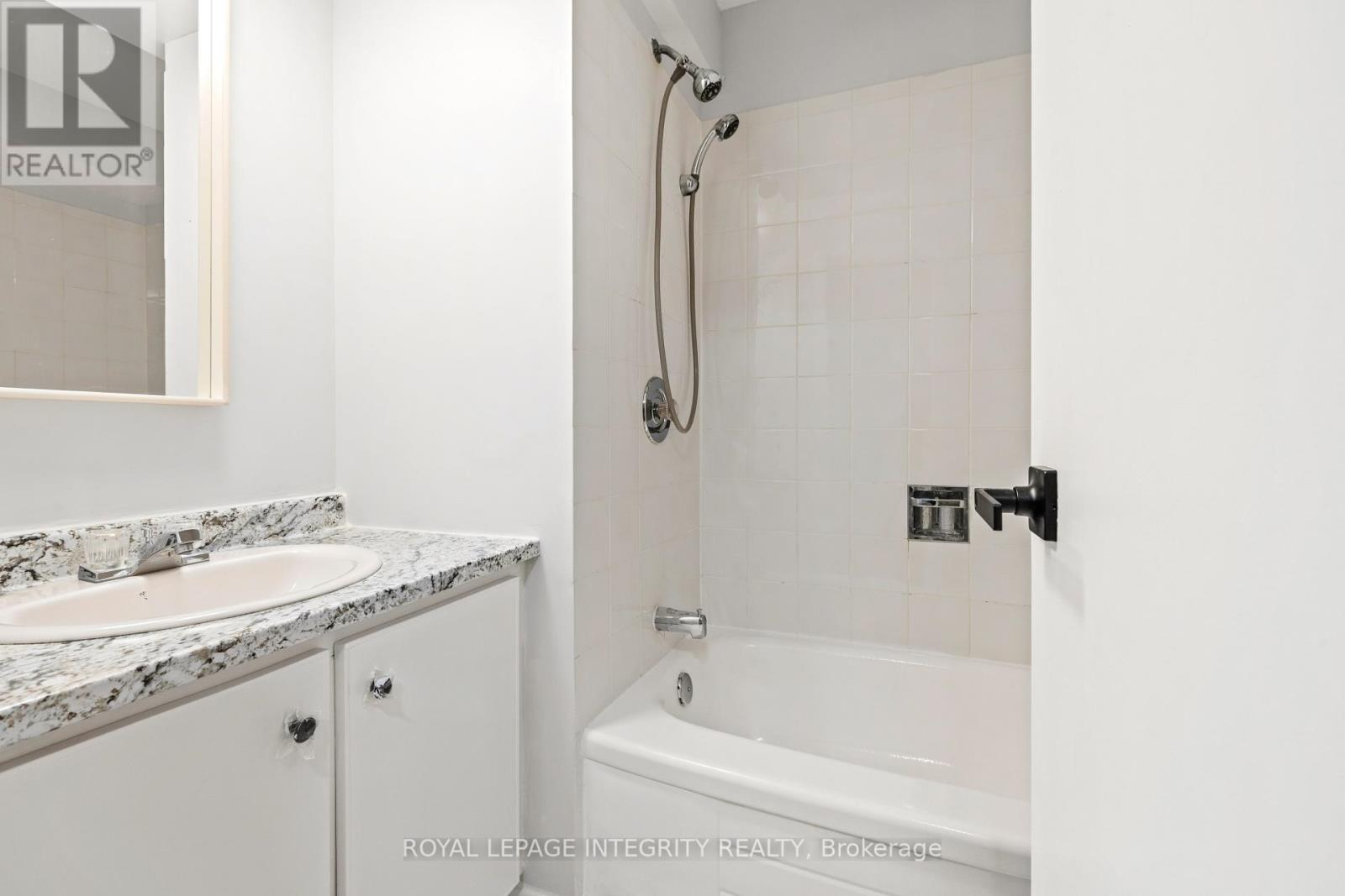 1736 SUMMERLANDS CRESCENT - Image 33