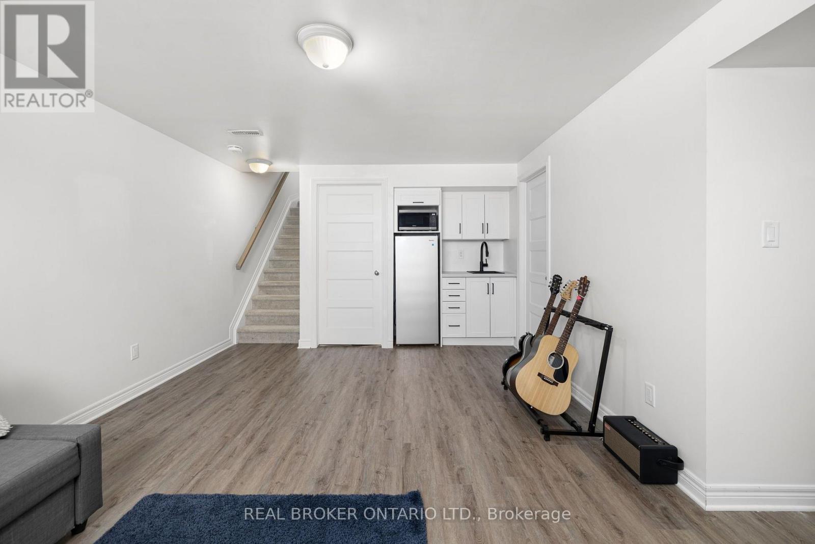 71 MCPHAIL ROAD - 36