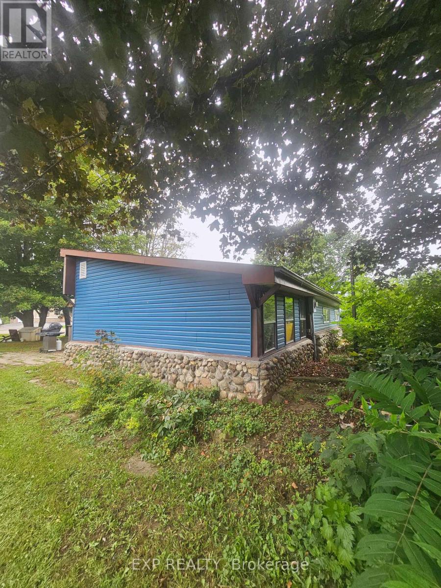 2573 NORTH CAMPBELL ROAD - 6