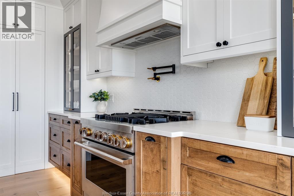 3 SUNNINGDALE DRIVE - 10