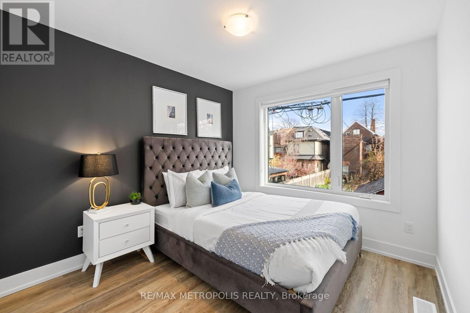 449 LANSDOWNE AVENUE - Image 41