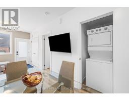 449 Lansdowne Avenue, Toronto, ON M6H3Y2 Photo 14