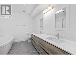 449 Lansdowne Avenue, Toronto, ON M6H3Y2 Photo 7