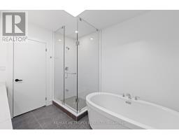 449 Lansdowne Avenue, Toronto, ON M6H3Y2 Photo 8