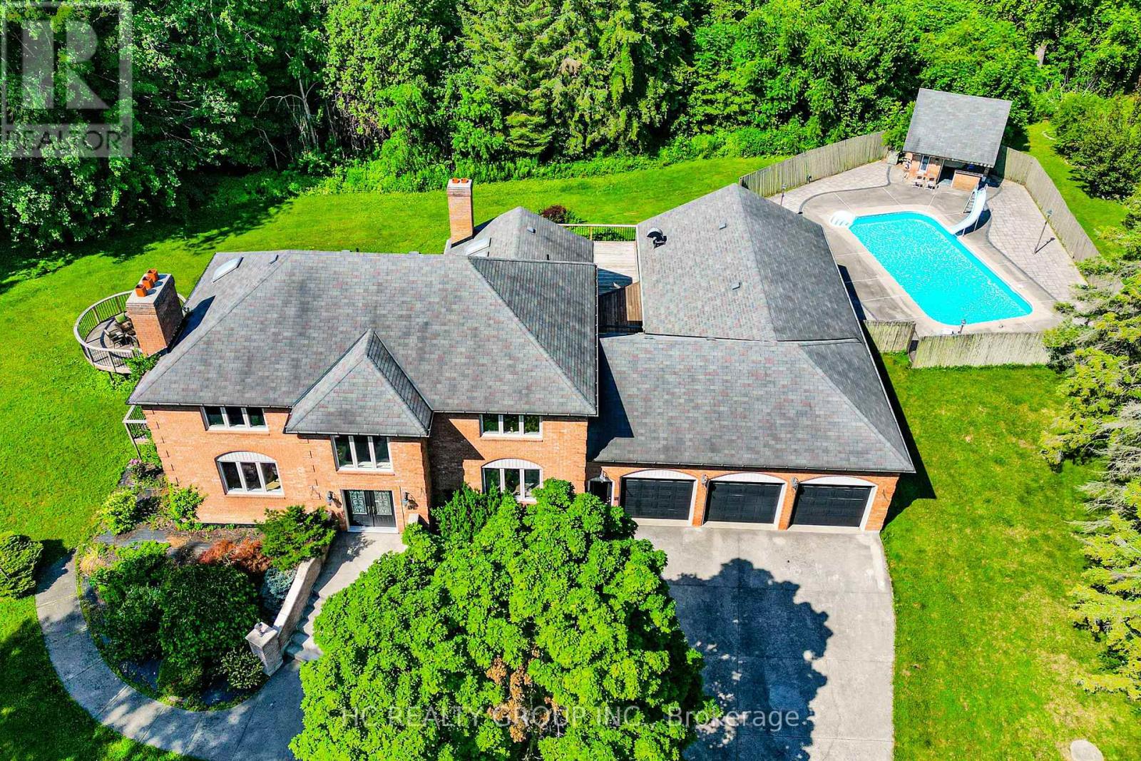12 Bunting Court, Ajax — photo 2