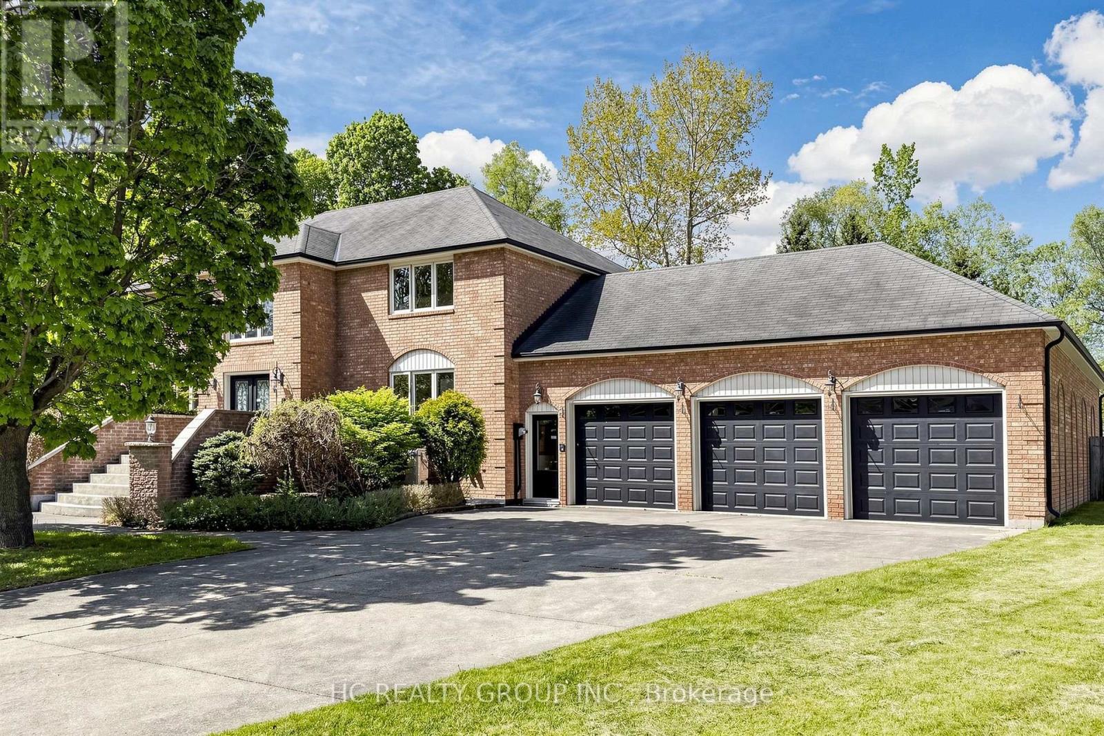 12 Bunting Court, Ajax — photo 3