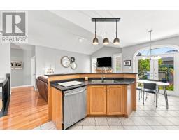 15 Ivygreen Road, Georgina, ON L4P4B7 Photo 15