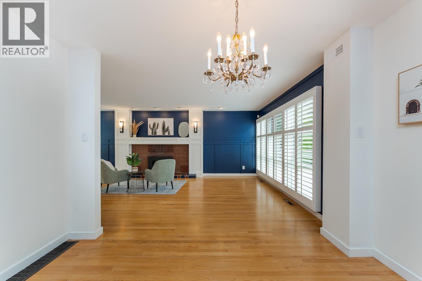 1689 BIRCH STREET - 14