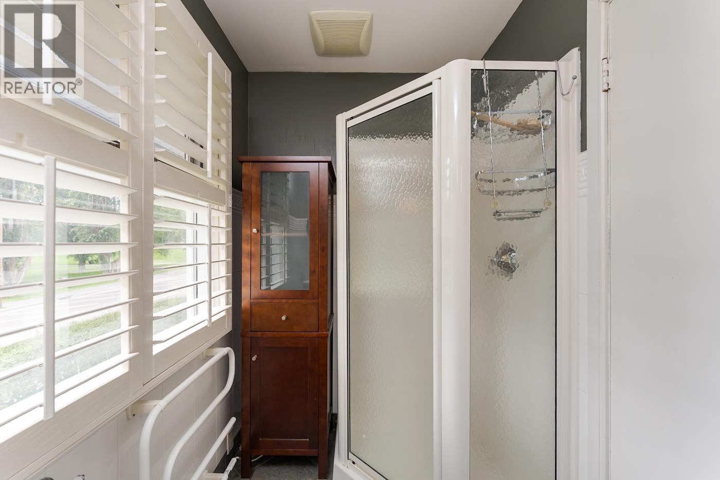 Photo 24 of 37 — 1689 BIRCH STREET · Prince George, BC