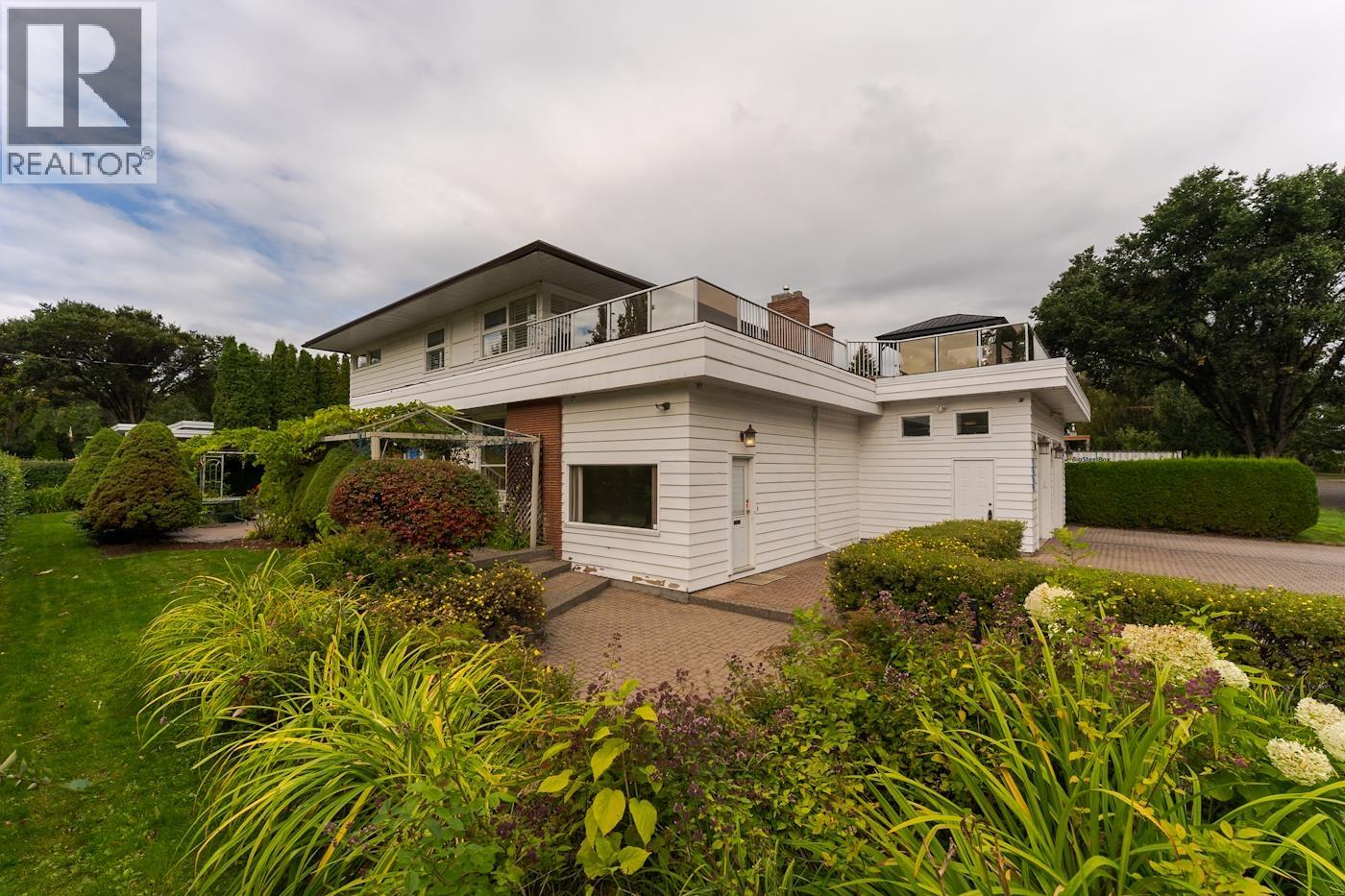 1689 BIRCH STREET - 4