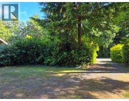 1334 Chesterman Beach Rd, Tofino, BC V0R2Z0 Photo 38