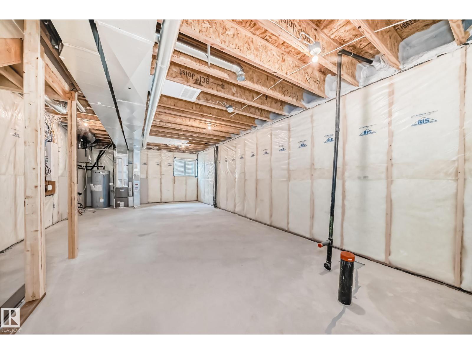 6407 63 ST - Image 36