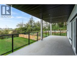 201 7043 Central Saanich Rd, Central Saanich, BC V8M1Y3 Photo 19