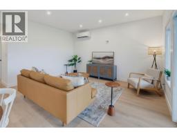 201 7043 Central Saanich Rd, Central Saanich, BC V8M1Y3 Photo 23