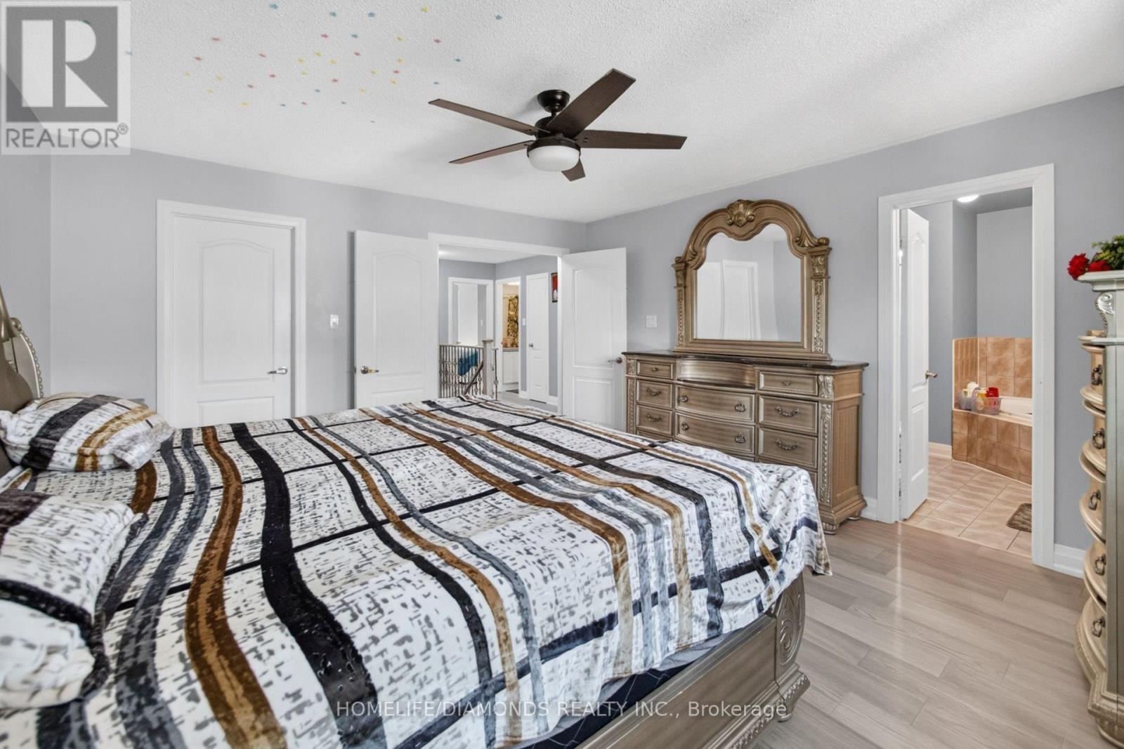 24 JEWEL CRESCENT - Image 37