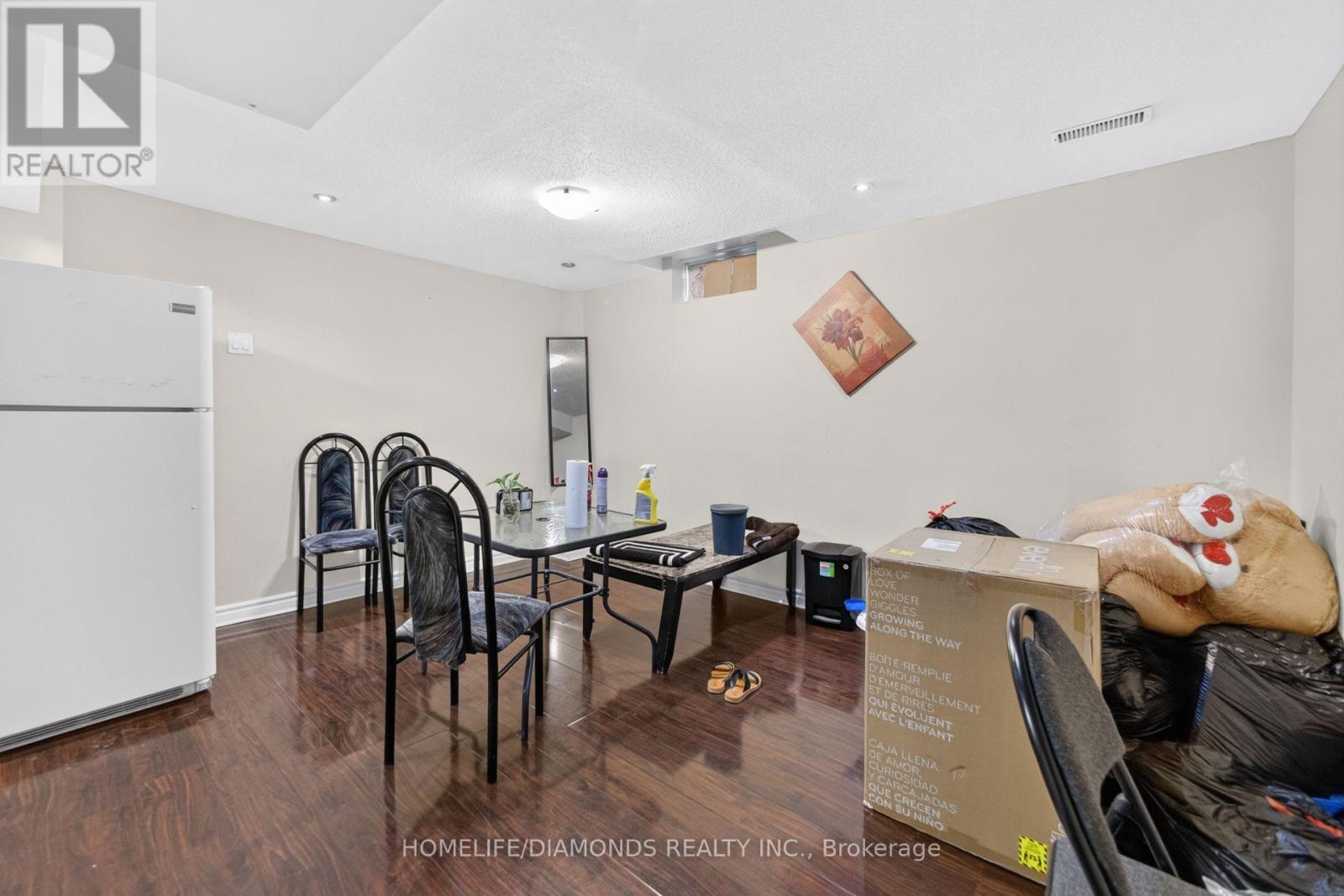 24 JEWEL CRESCENT - Image 40