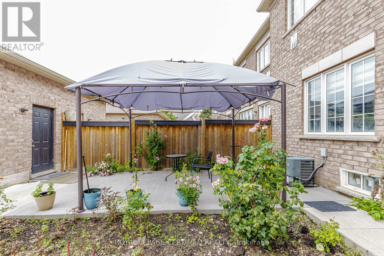 66 HATTON COURT - 33