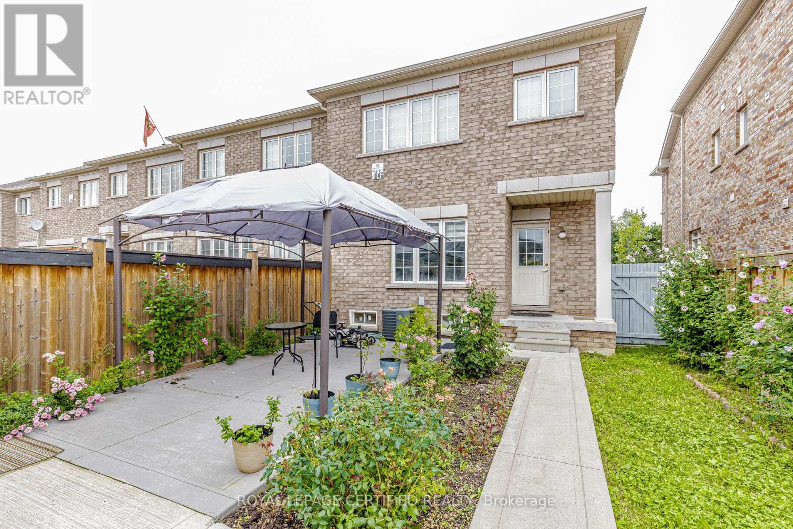66 HATTON COURT - 34