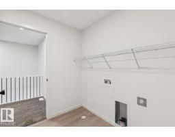 7351 Klapstein Cr Sw, Edmonton, AB T6W5R8 Photo 24