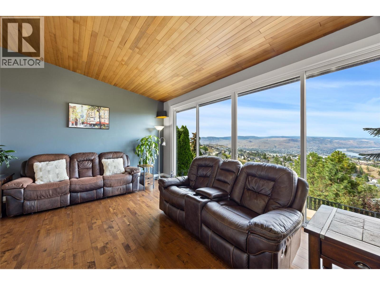 420 Gleneagles Drive - Image 10