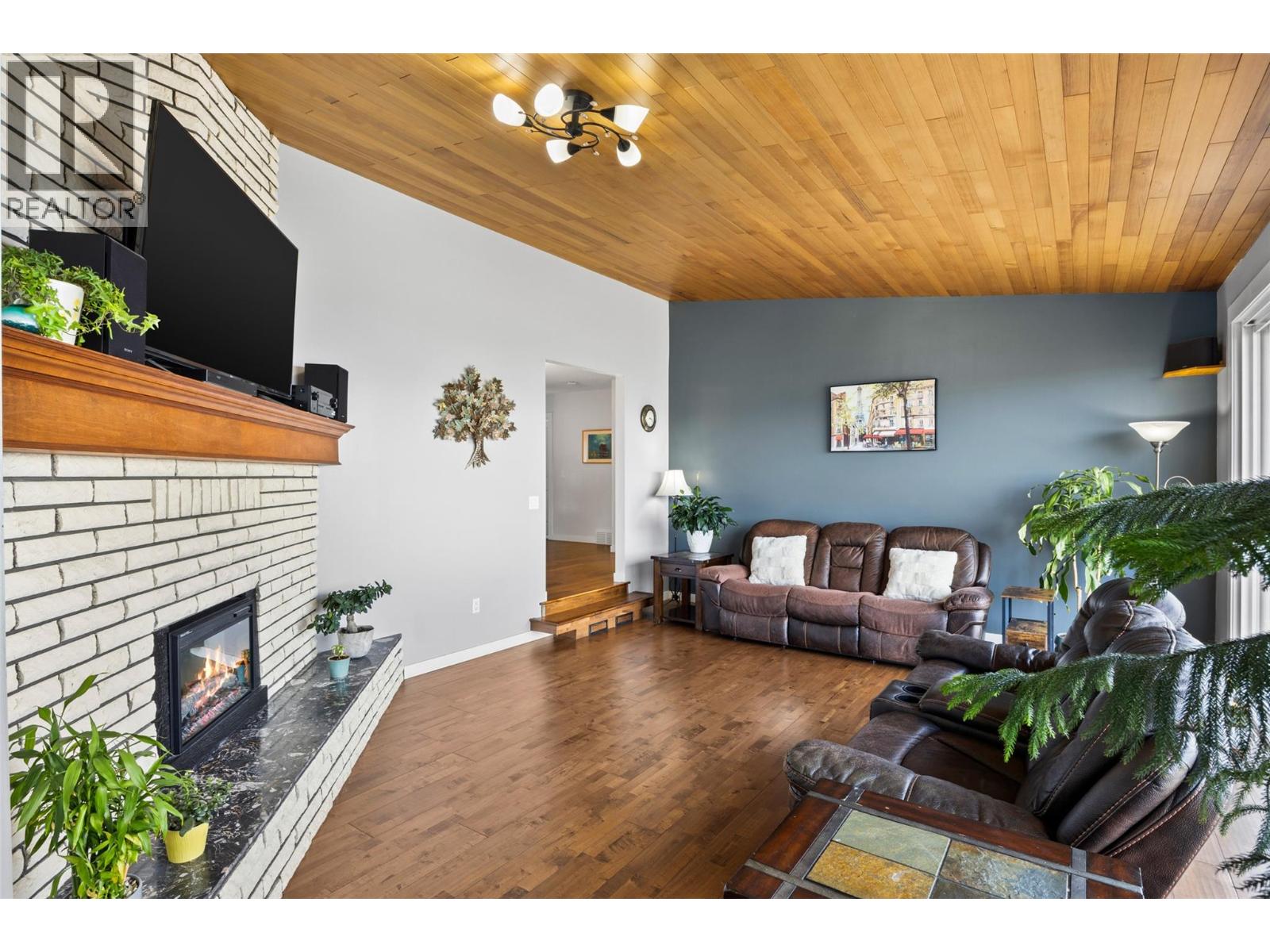 420 Gleneagles Drive - Image 11