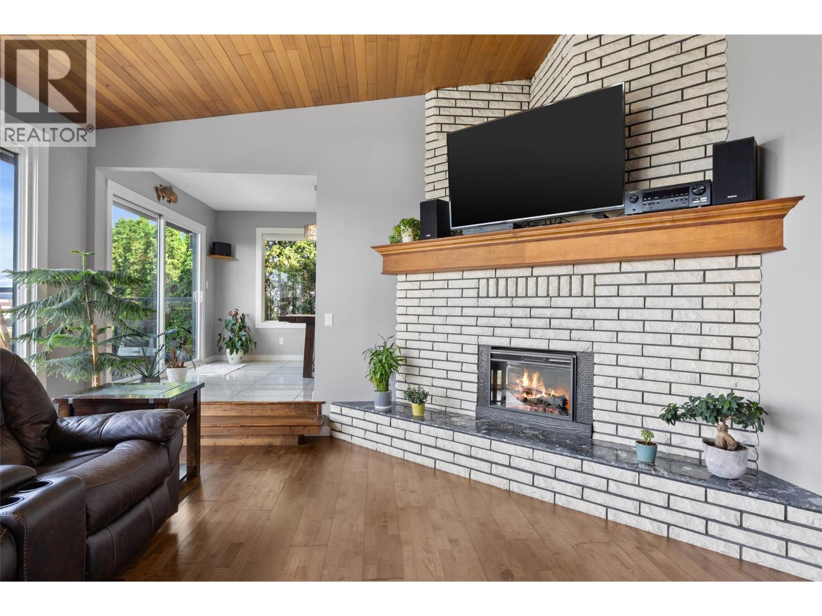 420 Gleneagles Drive - 9