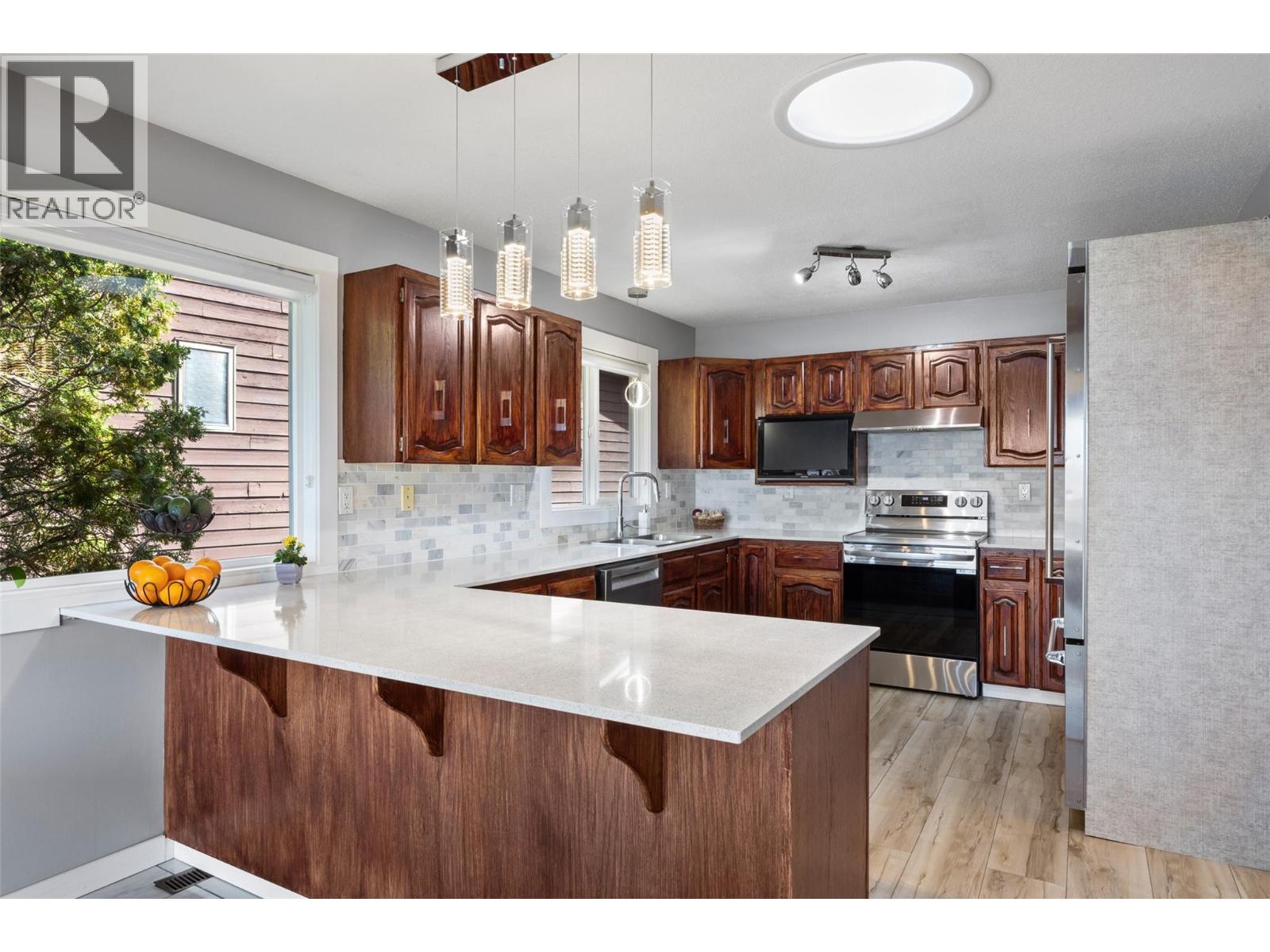 420 Gleneagles Drive - 20