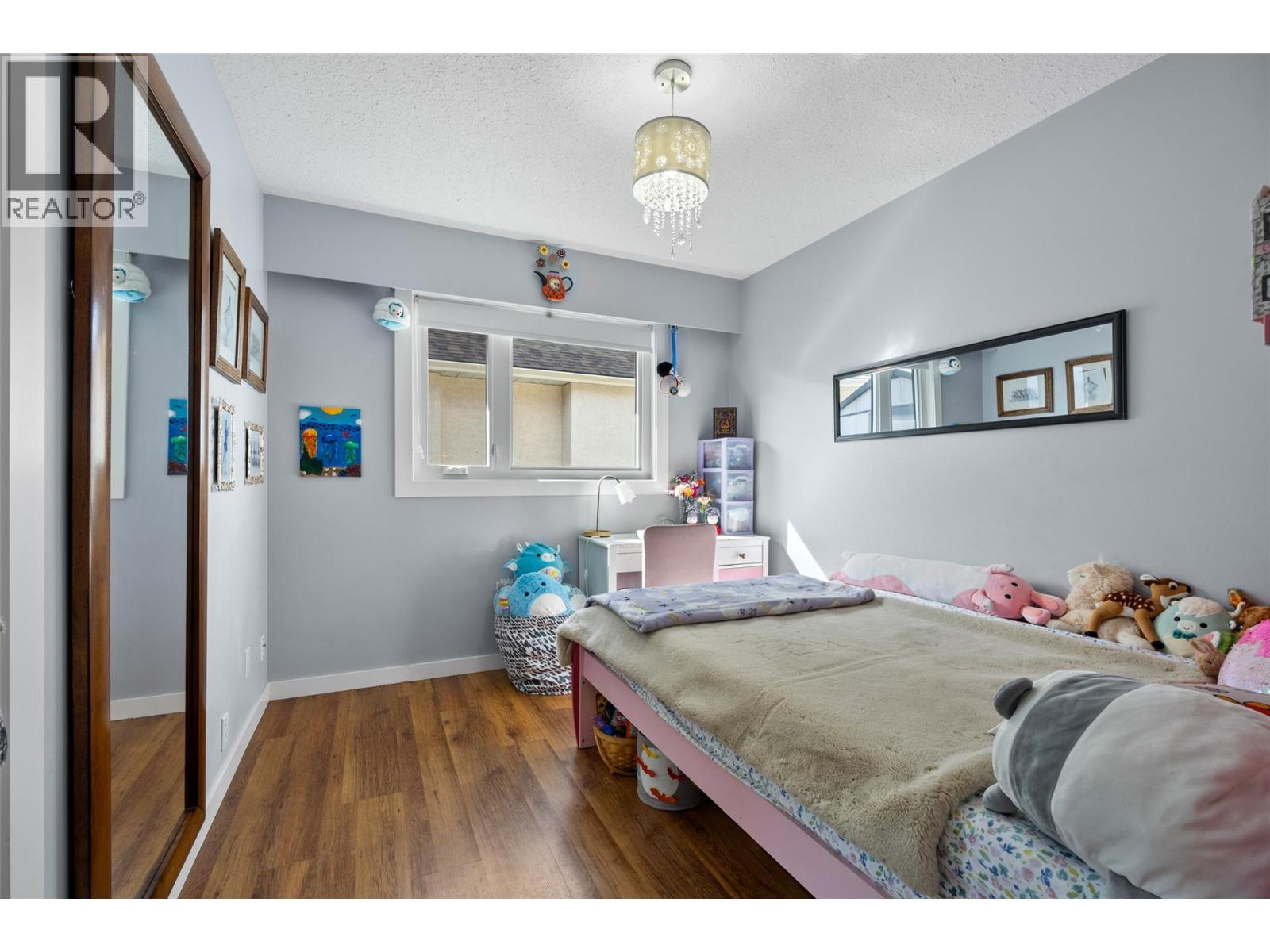 420 Gleneagles Drive - Image 36