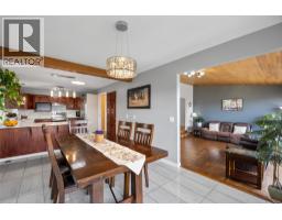 Full bathroom - 420 Gleneagles Drive, Kamloops, BC V1E1Z4 Photo 14