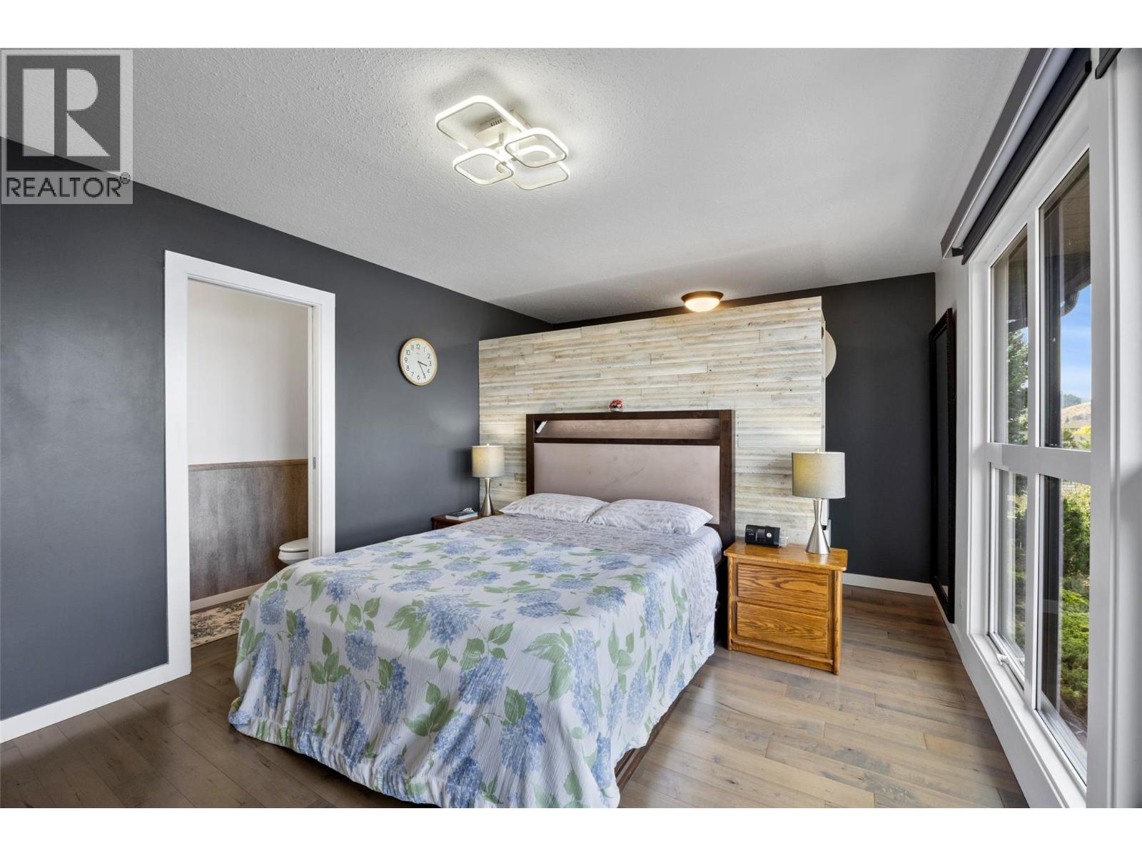 420 Gleneagles Drive - Image 29