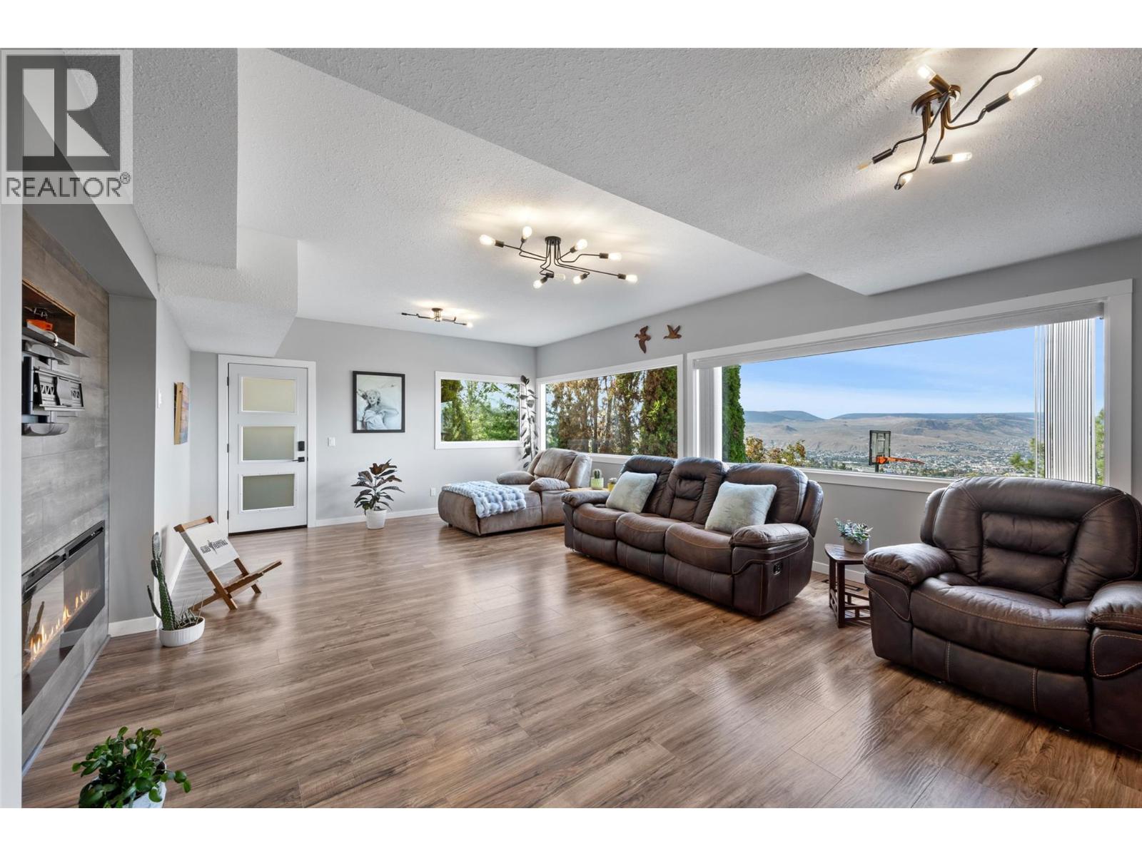 420 Gleneagles Drive - 48