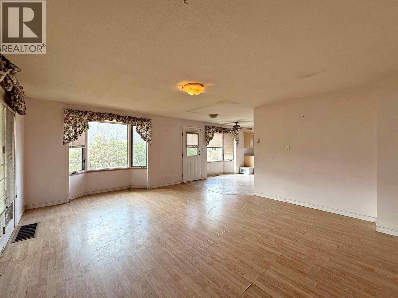 733 Fortune Road - 10